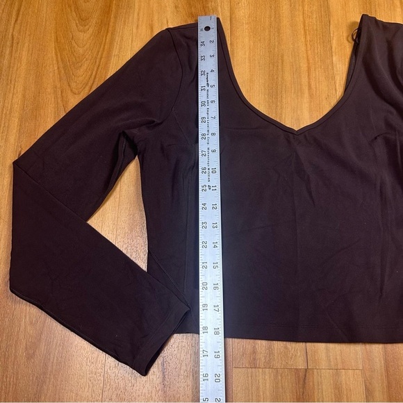 Lululemon Align Women’s Long Sleeve Shirt Yoga Running Gym - Picture 9 of 11